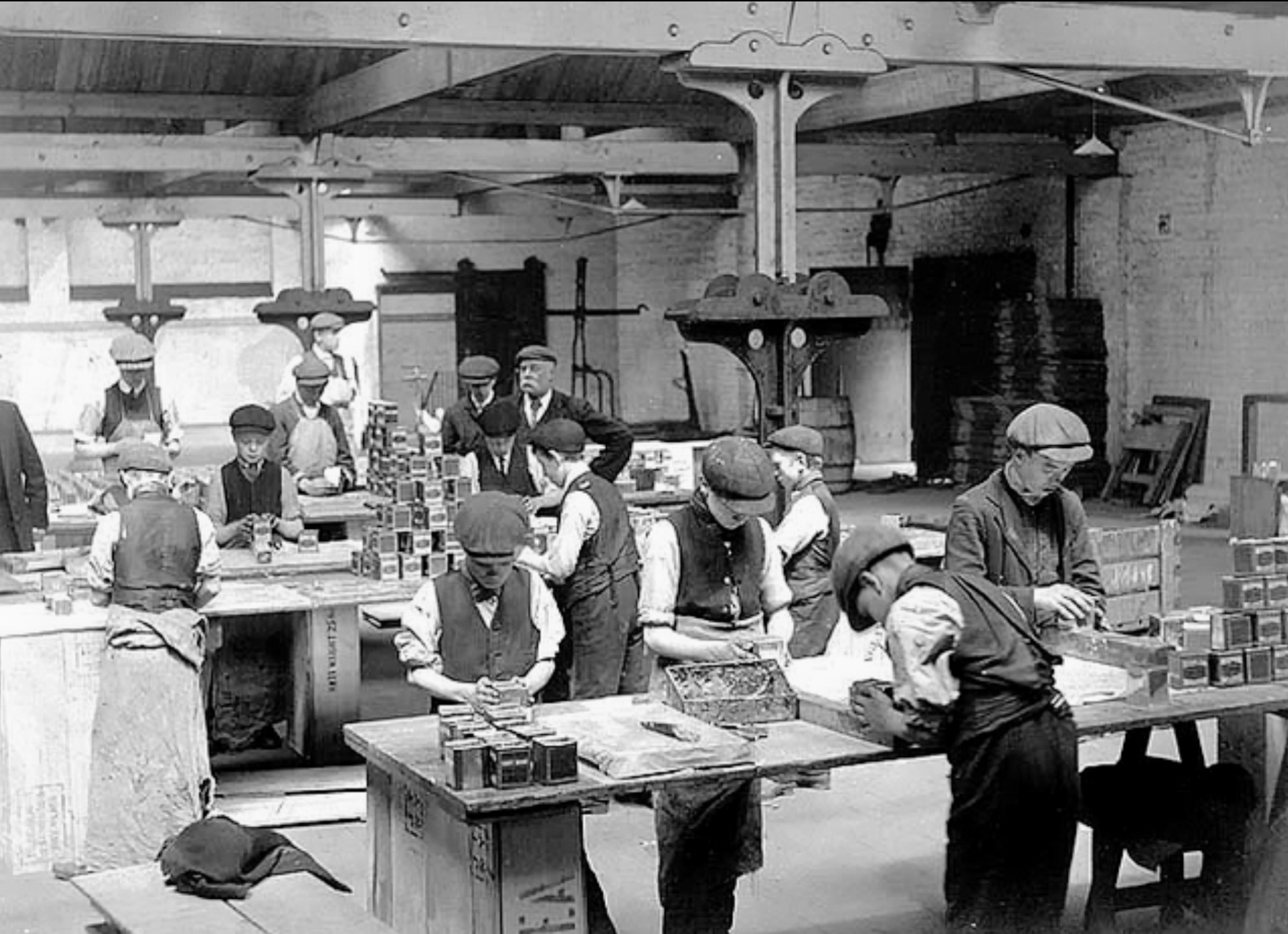 Past factory. Фабрики 19 века в Англии. Детский труд в Англии 19 век. Фабрики в Англии 19 век. Заводы 19 века Лондон.